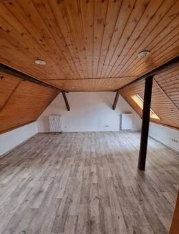 Wohnen im Herzen von Zeitz mit Blick auf den Altmarkt - Zeitz