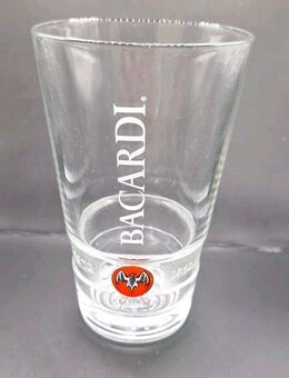 Bacardi Glas ca. 14cm hoch Öffnung 8cm breit - Essen