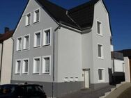 **Gepflegte 3-Raumwohnung mit Terrasse und Gartenanteil in Neheim** - Arnsberg