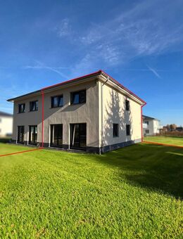 Exklusive Neubau-Doppelhaushälfte in Ottersleben - Großes Grundstück & 1 Monat Kaltmietfrei! - Magdeburg