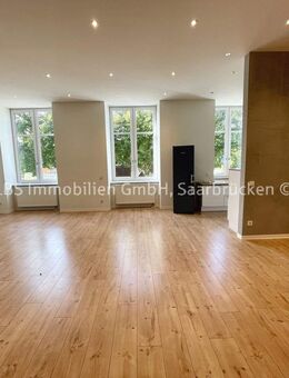 Erdgeschosswohnung mit Küche und Stellplatz in Beckingen-Reimsbach - Beckingen