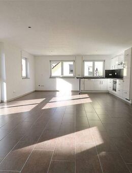 Neubauzustand: 3-Zimmer-ETW mit Lift, Garage und A+ Energie, nahe Stadtzentrum - Tuttlingen