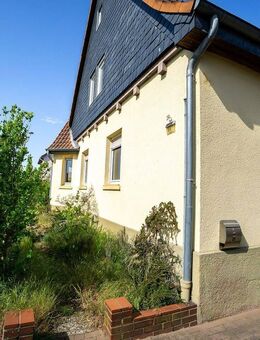 Großzügiges Einfamilienhaus mit Potenzial in Peine - Peine
