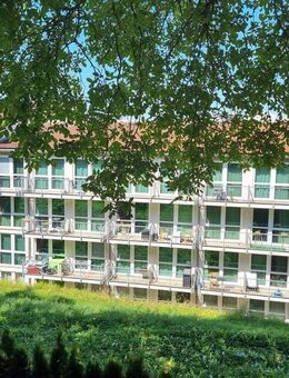 Appartements in Zentrums- und UNI-Nähe! Zwei Studentenappartements mit Südbalkon, Blick ins Grüne und guter Anbindung - Passau