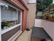 Attraktive Souterrainwohnung mit kleiner Terrasse in 45470 Mülheim, Stellplatz optional möglich - Mülheim (Ruhr)