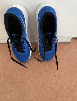 Neue Asics Patriot 13, Blau, Größe 35 - Fulda
