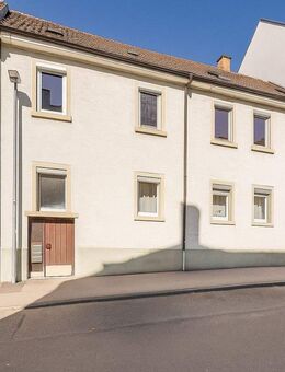 Investmentchance mit bis zu 7 % Rendite in LB-Innenstadt | MFH mit 4 Einheiten + Ausbauoption auf 5 - Ludwigsburg