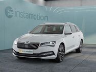 Skoda Superb, 2.0 TDI Combi Style ° 19, Jahr 2023 - München