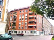 TOP BEZUGSFREI! Ruhige Lage! 3-Zimmer-Etagenwohnung mit Balkon, EK und Stellplatz zu verkaufen! - Leipzig