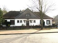 Charmantes, teilsaniertes 2 Familienhaus in Bungalowbauweise mit Erweiterungsmöglichkeiten auf ca. 1000 m² Grundstück in Waldrandlage/Elbnähe. - Geesthacht