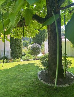 Die Maklerinnen präsentieren: Idyllisch gelegenes Einfamilienhaus mit Einliegerwohnung und Traumgarten in Möhrendorf-Kleinssebach - Erlangen