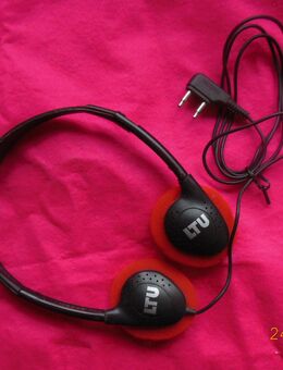 LTU Kopfhörer .. ready for Take-off.. - München Maxvorstadt