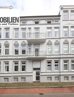 TT biete an: Stilvolle Gründerzeitwohnung in ruhiger und zentraler Lage von Heppens - liebevoll saniert, hell und mit zwei Balkonen! - Wilhelmshaven