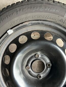 Winterreifen auf Stahlfelgen 195/60R16 89H - Stuttgart