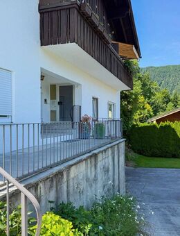 ** bezugsfrei ** schöne 3-Zim.-Maisonette-Wohnung mit Ausblick auf die Alpen mit Außenstellplatz ** - Schönau (Königssee)