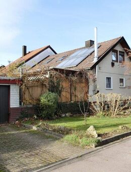 Ihr Familienprojekt: Urgemütliche Doppelhaushälfte mit Option auf die zweite Doppelhaushälfte - Zell (Aichelberg)