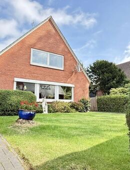 Sackgassenlage * Einliegerwohnung möglich PV- Anlage * Hohlraumisolierung * Dachisolierung * Garage - Weener