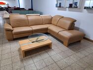 Jetzt Neu Polinova Leder Couch mit Elektrischer Relaxfunktion für 2799 Euro - Wiesmoor