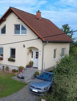 Licht, Raum und Stil - Familienfreundliches Zuhause mit vielen Extras - Halsbrücke