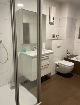 Klasse Eigentums-Wohnungen/NEUBAU in zentraler Lage: FREI sind noch 4 WE zw. 60 und 100 m², 2 o.3 Z/K/B/AR/Balkon/Aufzug !!! - Kreuztal