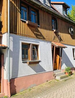 Charmantes Einfamilienhaus mit Geschichte in Nidderau-Heldenbergen - Nidderau