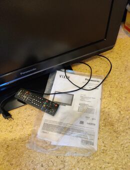 Flachbildschirm fernseher. LED - Nauen Zentrum