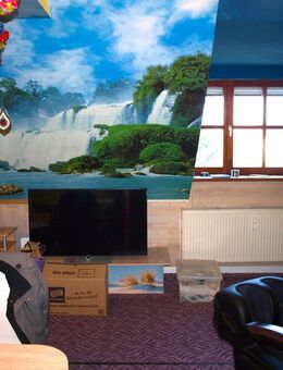 Sofort bezugsfrei! Dachgeschoss-Wohnung mit Galerie - Haag (Amper)