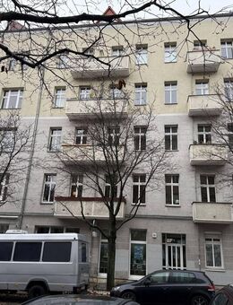 Kapitalanleger aufgepasst! Gut vermietete 1-Zimmerwohnung in begehrter Lage*Balkon*Wannenbad*große Küche* - Berlin