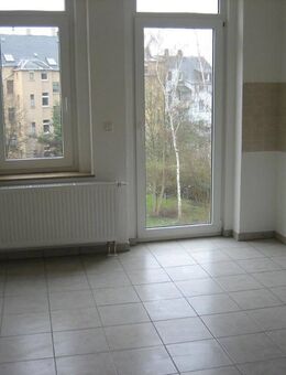 Objekt-Nr.: 6224 - vermietete 3-Zimmer-ETW im 2. OG mit Balkon in Denkmalschutzobjekt in Plauen (Westend / Sternplatz) - Plauen