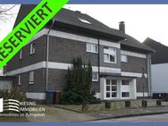 *** Reserviert *** 6-Familienhaus mit 6 Garagen ***provisionsfrei*** - Bottrop