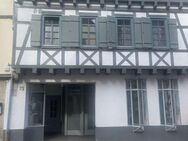 Vollständig renovierte 4-Zimmer-Wohnung mit Einbauküche - Rottenburg (Neckar)
