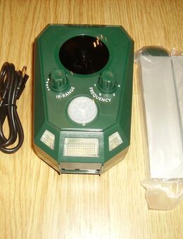 Infrarot Solar Marderschreck für Garen und Hof Frequenzen einstellbar mit roterr Leuchte !Anleitung 10m reichweite ! - Riederich
