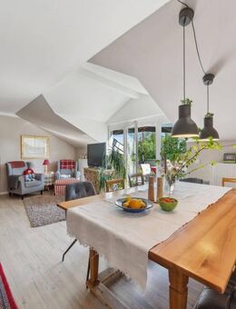 Liebevoll gestaltete 4-Zimmer-Wohnung in ländlicher Idylle bei Buchbach - Buchbach