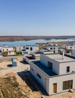 Traumhaus zu vermieten! Neugebaute 277m²-Villa mit Pool, Sauna und Kamin am Zwenkauer See! - Zwenkau