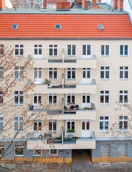 Hervorragend gepflegtes Mietshaus nahe dem Schloss Charlottenburg! - Berlin