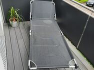 Sonnenliege mit Auflage - Vechta Zentrum