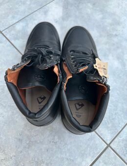 KangaROOS Herrenschuhe Leder schwarz Gr. 41 - Kandel Zentrum