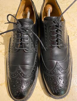 Herrenschuhe Budapester Muster Gr. 43 - Bad Honnef Zentrum