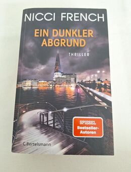 Ein dunkler Abgrund von Nicci French (Taschenbuch) - Essen