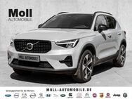 Volvo XC40 Plus Dark 2WD B4 EU6d digitales Cockpit Memory Sitze Soundsystem HarmanKardon 360 Kamera - Aachen