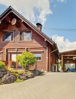 Exklusives Holzblockhaus in Ortsrandlage von Raubach! - Raubach