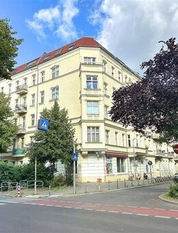 Nicht zu hell, aber schön sicher im Samariterkiez - Große 1 Zi-ETW mit Wohnküche im Altbau - Berlin