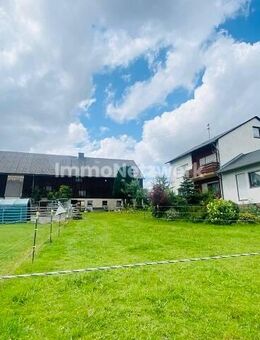Preis auf Anfrage***Haus mit Stallung mit Pferdehaltung und Nebengebäude*** Einzelkauf möglich !*** - Helmbrechts