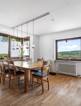 Schicke Wohnung mit Weitblick - Birkenfeld (Baden-Württemberg)