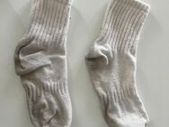 Getragene Socken Krankenschwester - Fürstenfeldbruck