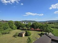 Besondere Terrassenwohnung mit Penthouse-Charakter und traumhaftem Blick übers Remstal! - Korb