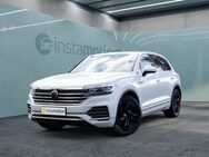 VW Touareg, 3.0 V6 TDI AG8 Eleg, Jahr 2023 - München