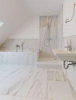 Generationswohnen auf einem Grundstück. 2 Häuser saniert und sofort einzugsbereit! - Eislingen (Fils)