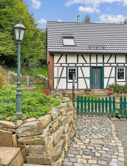 Direkt einziehen: Komplett saniertes Fachwerkhaus - Ihre Oase in Gummersbach-Hagen - Gummersbach