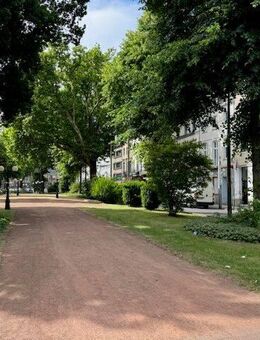 Mitten im Zentrum - Modernisiertes Wohn-/Geschäftshaus in Krefeld - Krefeld